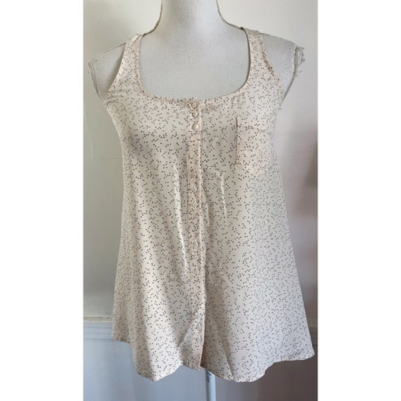 Club Monaco • 100% Silk Pastel Baby Coral Pink Tank Top - Picture 1 of 5